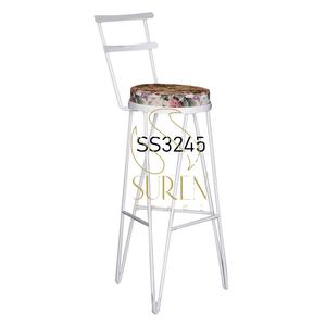 Chaise de bar commerciale faite à la main en tissu de fer design indien chaise de restaurant et de pub de style unique - Product Image 1