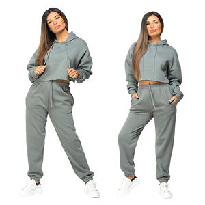 Trajes de ropa deportiva de dos piezas de lana de algodón para damas Crop Top Sweatsuits de moda y hechos en Pakistán - Product Image 4