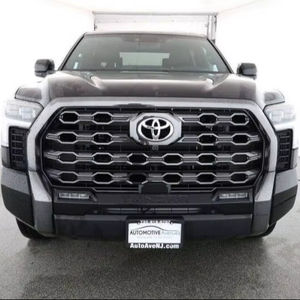 Toyota Tundra Platinum 2023 standard, disponible à la vente - Product Image 1