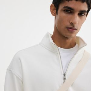 Col ras du cou uni à manches longues personnalisé de haute qualité pour la saison d'automne fait à la main sur mesure - Product Image 4