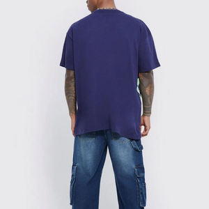 T-shirt uni de luxe pour homme avec col rond et impression DTG T-shirt unisexe avec logo personnalisé de votre marque - Product Image 6