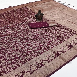 Sari VASTRA COTTAGE de Georgette Khadi Puro con Blusa de Tejido Elegante, Borde Exclusivo y Pequeños Motivos, Sari Étnico Ligero - Product Image 2