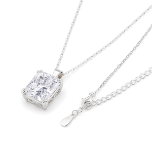 Collier pendentif SHREYA DIAM en moissanite taille radiant, argent 925 plaqué rhodium, sertissage griffe, style classique, chaîne maille forçat, unisexe - Product Image 2