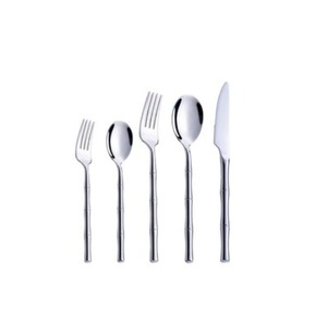 Juego de cubiertos de metal de acero inoxidable altamente duradero con acabado pulido espejo fácil de limpiar para una experiencia premium - Product Image 2
