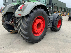 Tractor Fendt 828 de Alto Rendimiento, 70HP, 4WD, Transmisión de Engranajes, Bomba de Engranajes para Motor, 2 Años de Garantía, Durabilidad Confiable del Motor - Product Image 5
