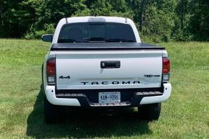 TOYOTA TACOMA TRD PRO DOBLE CABINA 2023 USADA (LHD/RHD) - Product Image 2