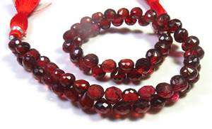 La mejor calidad, cuentas de piedras preciosas de cebolla granate rojo de 5,50mm, granate natural de Mozambique, corte facetado, hilo suelto de 9" - Product Image 5