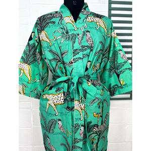 Kimono Ligero de Algodón Estilo Boho con Estampado de Selva Hecho a Mano en India, Bata de Lujo para Verano, Playa, Casa o Cubierta de Yate - Product Image 2