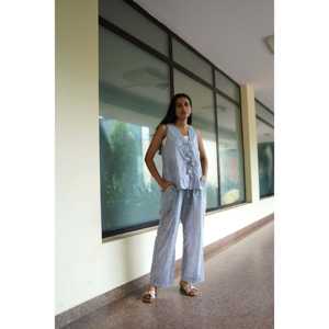 Conjunto Casual de Dos Piezas sin Mangas con Cuello en V de Tela Oxford Transpirable con Rayas Azules Estampadas a Mano para Primavera/Verano - Product Image 6