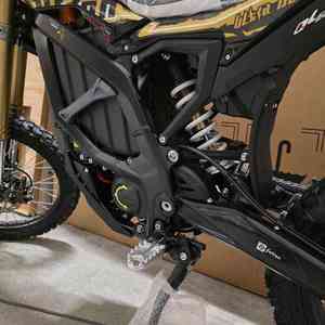 Disponible al por Mayor, Batería de Litio SURR-RON ULTRA BEE 2025 de 8000W, Motor Central de 60V 40Ah - Product Image 1