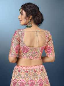 ชุดเลเฮนกาโชลีเจ้าสาวคอวี ผ้าไหมผสม ปักลายหนัก แบบกึ่งสำเร็จรูป ยี่ห้อ Trendmalls รุ่น A-Line พร้อมผ้าคลุมไหล่เน็ต สีธรรมชาติ - Product Image 5