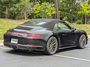 Voiture d'occasion 2017, conduite à gauche/droite, transmission automatique, sièges en cuir, couleur foncée, prête à être expédiée - Product Image 6