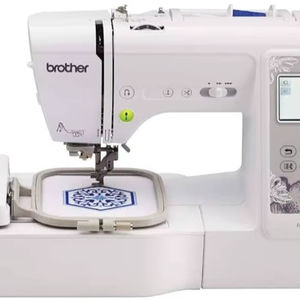 Machine à broder industrielle informatisée BROTHER SE600 neuve, à plat, à moteur unique, en métal, haute précision, grand crochet 80 - Product Image 1