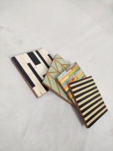 Posavasos de Resina de Madera Modernos y Ecológicos de Nuevo Diseño, Forma Cuadrada, Tamaño Personalizado, Alfombrillas para Beber para el Hogar y Restaurantes - Product Image 3