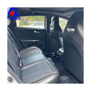 Changan Uni-V 1.5t 2.0t Sedán Híbrido Eléctrico Usado en Venta en China - Product Image 3