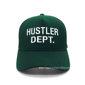 Sombreros de camionero verdes de 5 paneles Gorra deportiva de alta calidad, gorras de camionero al por mayor fabricadas en tela OEM en Vietnam - Product Image 1