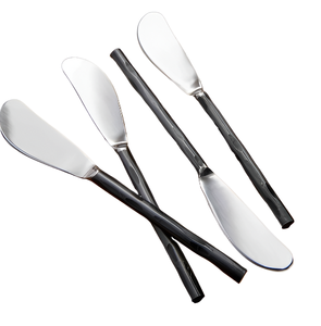 Couteau à beurre en métal forgé à la main de couleur noire pour une utilisation dans la cuisine à domicile à un prix abordable - Product Image 1