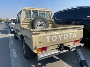 Toyota Land Cruiser 2013 Usada en Buen Estado, DOBLE CABINA, 4x4, PICKUP - Product Image 5