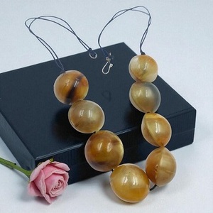 Collar de círculo de cuerno de búfalo, belleza de la naturaleza con nuestro impresionante collar de círculo de cuerno de búfalo de F S International - Product Image 3