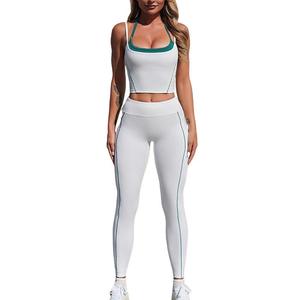 Ensemble de yoga avec haut de sport à bretelles et leggings de fitness taille haute en deux pièces - Product Image 4