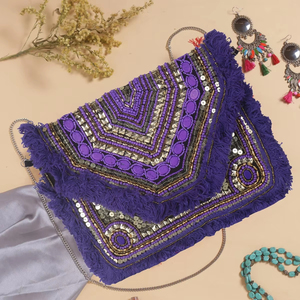 Bolso Bandolera Boho de Diseño para Mujer, Hecho a Mano con Plumas Bordadas, Ligero, Duradero y Portátil, Ideal para Festivales y Viajes - Product Image 5