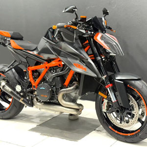 Soldes promotionnelles 2021 1290 SUPERDUKE R - Product Image 1