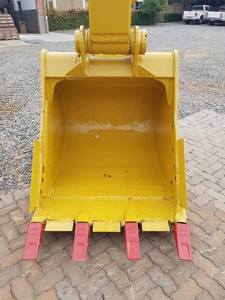 EXCAVATRICE DURABLE CAT 320D 2L 2013 À VENDRE - Product Image 4