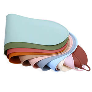 Eco-Friendly Washable Silicone <b>Pet</b> <b>Feeding</b> <b>Mats</b> with Anti-Slip Design Durable Waterproof Table Protector for Dogs and Cats - Product Image 2