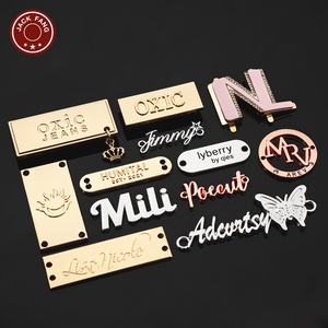 Étiquette métallique personnalisée pour vêtements, sacs, foulards, abayas, chaussures, avec logo de marque gravé en or - Product Image 1