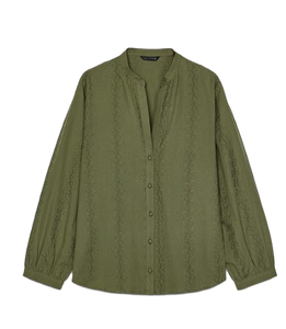 Camisa verde oliva de manga larga ultraligera para mujer, perfecta para ropa informal, disponible a granel - Product Image 2