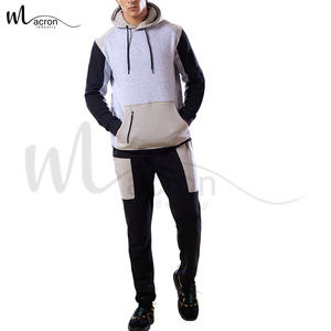 Conjuntos Deportivos de Invierno Cálidos de Tela Gruesa con Capucha de Manga Larga y Color en Contraste Personalizados OEM/ODM de Moda Urbana - Product Image 1