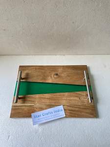 Plateau de service rectangulaire de luxe personnalisé en bois de noyer et résine époxy plateau de service assiette pour pain fruits snack vente en gros - Product Image 5