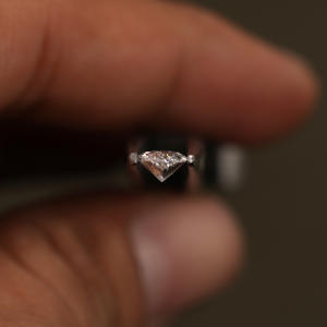 เพชรเม็ดเดี่ยวทรงมาร์คีส์ 2.00 กะรัต เจียระไนแบบพิเศษ เพชรขาวสังเคราะห์ในห้องปฏิบัติการ สำหรับทำเครื่องประดับตามสั่ง - Product Image 6