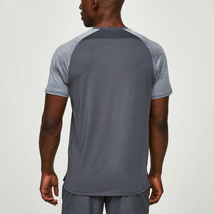 Hauts de sport à séchage rapide pour hommes ensemble de chemises et shorts de sport 2 pièces vêtements de sport à col rond vêtements de sport d'été teints en été - Product Image 6