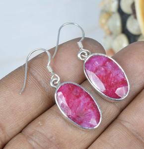 Boho Style rouge rubis 925 argent Sterling pierre précieuse à facettes crochet boucle d'oreille bijoux faits à la main forme ovale 925 argent cadeau pour les femmes - Product Image 2