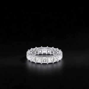 Anillo de banda de eternidad de diamante de corte princesa cultivado en laboratorio de 4,00 quilates hecho en platino para ella - Product Image 3