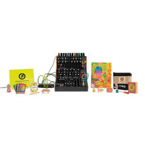 Pack de synthétiseurs semi-modulaires Moog Sound Studio Mother-32 DFAM et Subharmonicon - Product Image 5