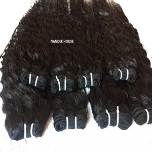 Vente en Gros Extensions de Cheveux Crus Vierges Indiens Bouclés Remy 100% Vendeur de Cheveux Vierges Naturels Non Transformés avec des Caractéristiques Bouclées - Product Image 3