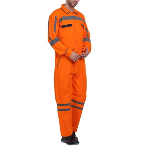 Services ODM avec logo personnalisé Meilleure qualité Combinaison à séchage rapide pour hommes Uniforme de travail Construction Prix raisonnable Vêtements de travail de protection - Product Image 2