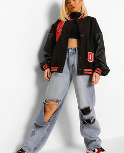 Chaqueta universitaria corta transpirable de talla grande para mujer, chaquetas de béisbol con letras y manga de cuero bordada con logotipo personalizado para mujer - Product Image 4