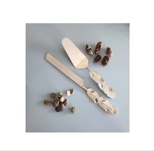 ชุดมีดเค้กสแตนเลสและทองเหลืองโทนสีเงินหรูหราเสิร์ฟพร้อมไม้พายสำหรับงานแต่งงานงานเลี้ยง - Product Image 2