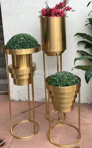 Juego de macetas de metal dorado de alta calidad para jardín, boda al aire libre y decoración del hogar, maceta de diseño elegante a precio mayorista - Product Image 4