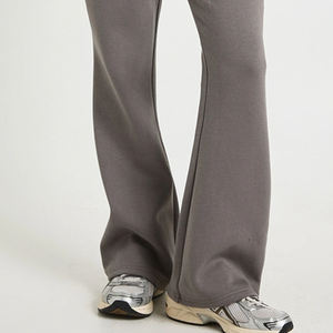 Chándal de mujer de alta calidad con sudadera corta con cremallera, ajuste informal para compradores al por mayor, con cintura elástica y cordón ajustable 2024 - Product Image 4