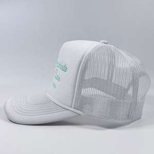 Casquette de baseball en maille à 5 panneaux confortable en polyester blanc coloré pour mariage avec cordon, logo brodé personnalisé, casquette de camionneur en mousse - Product Image 5