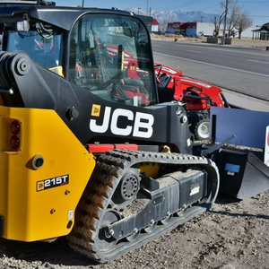 JCB 215T Skid Steer Teleskid potente y versátil MINICARGADORA con pluma telescópica para trabajos de largo alcance - Product Image 5