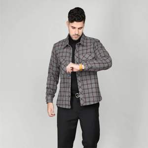 Veste chemise à capuche femme Veste en jean légère avec doublure polaire et style boutonné pour un usage quotidien - Product Image 4