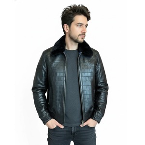 Chaqueta Bomber de Invierno Delgada para Hombre, Hecha a Medida, de Piel de Oveja Genuina Repujada, con Cuello Vuelto, Corte Ajustado, Logotipo Personalizado en la Parte Delantera, Impermeable - Product Image 1