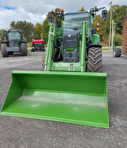 2024 FENDTT 313 VARIO Tracteur à Vendre Produit d'occasion - Product Image 4
