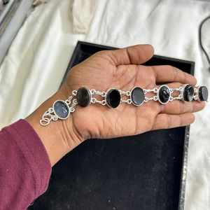 Bracelet en onyx noir naturel pour femmes en argent sterling 925 fait à la main Bracelet en pierres précieuses en vrac réglable Design ovale en onyx - Product Image 2