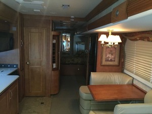 Camping-car T 40 Gulf Stream Tour Master Class A de 2008, 40 pieds, à vendre - Product Image 2